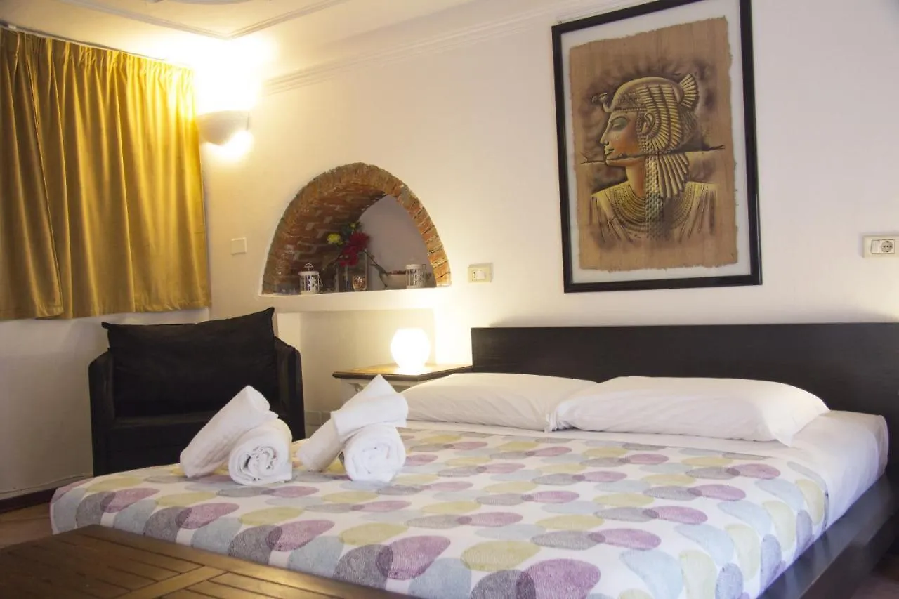 B&B 7 Archi Como Bed & Breakfast